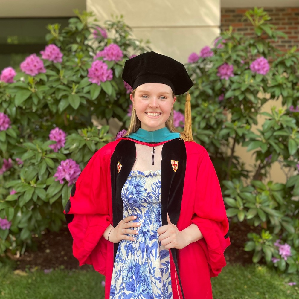 Meet your Posher, Courtney